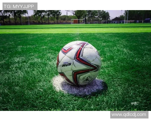 照亮绿茵场的英雄之光足球场用灯具的选择与应用探讨 照亮绿茵场的英雄之光足球场用灯具的选择与应用探讨